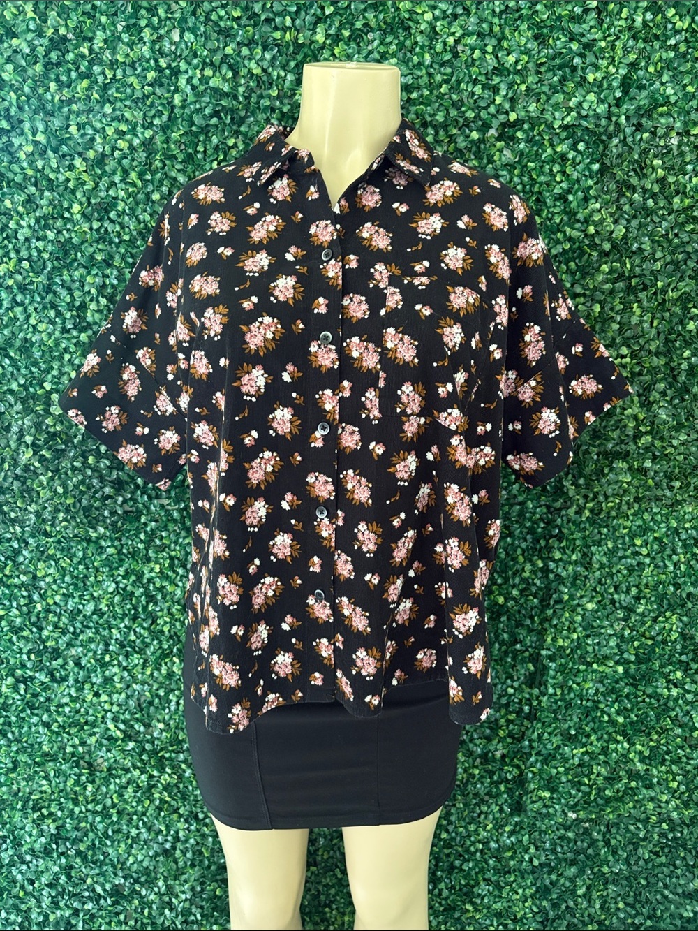 Madewell Black Floral Button-Front Short Sleeve Shirt